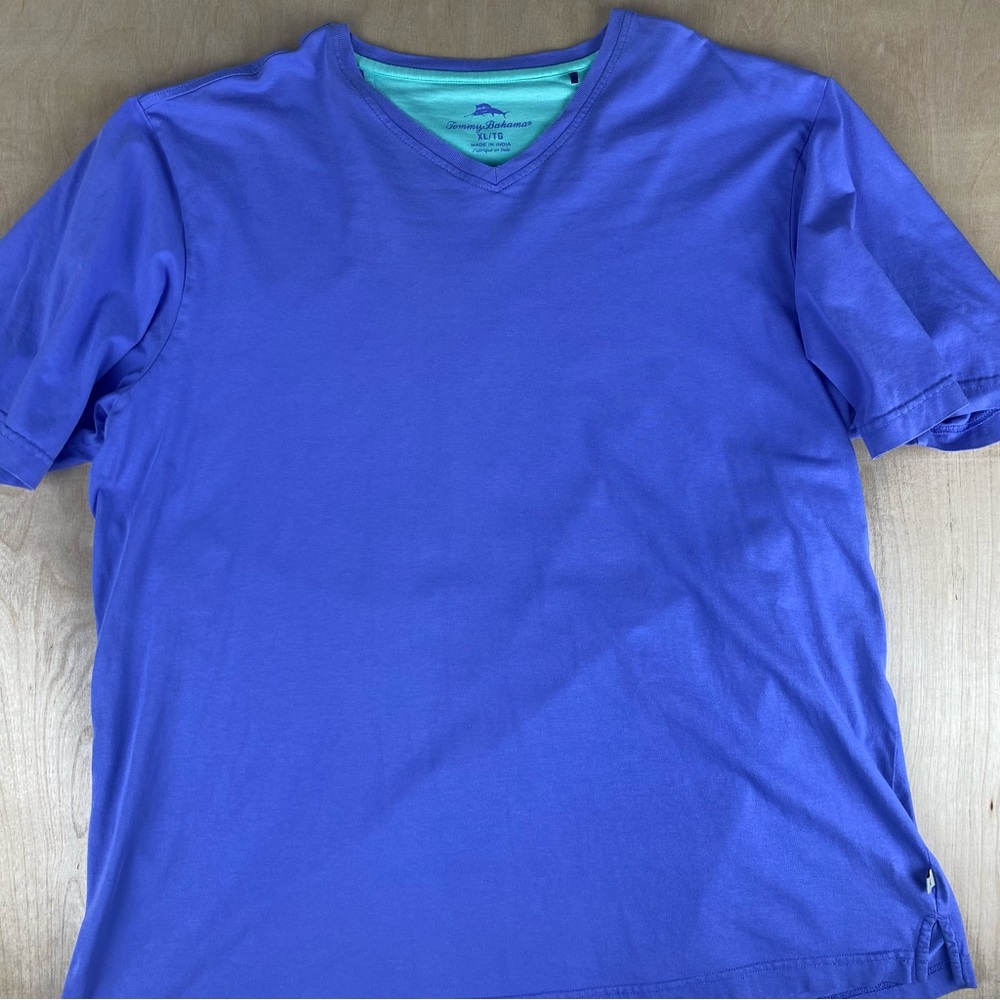 Tommy Bahama Mens XL V-Neck Relax T-Shirt Blue